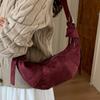 Niche Design Fashionable Suede Horn Bag Women's 2025 New Ins Retro Casual Dumpling Bag Messenger Bag
