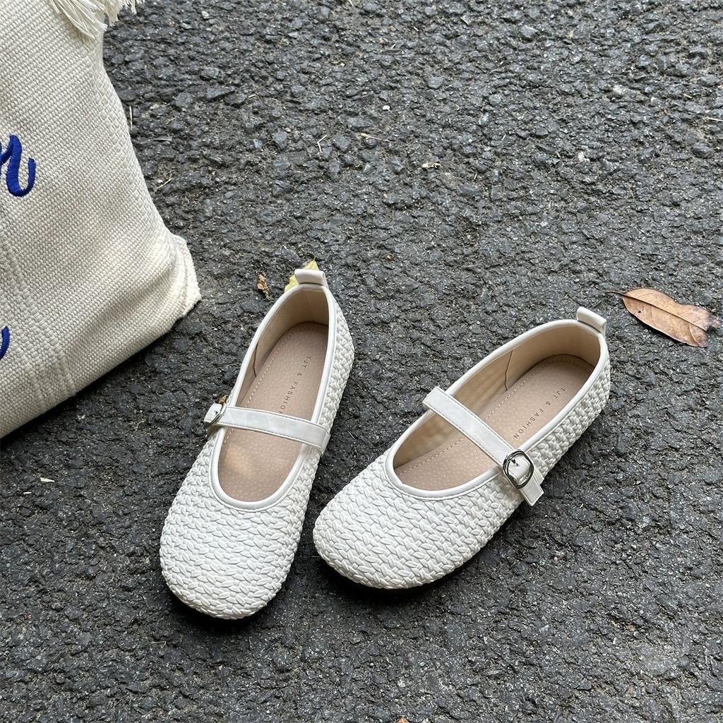 Round head shallow mouth flat bottom mesh single shoes 2025 summer new one word with breathable hollow Mary Jane shoes