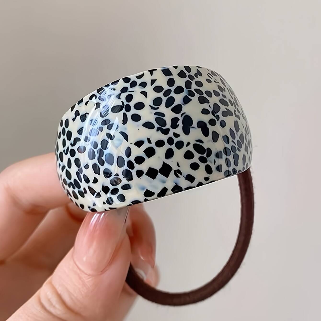 

Шикарная ацетатная резинка для волос с мраморной текстурой, милый и нежный держатель для хвостика для женщин и девочек, модные эластичные резинки для волос, резинки