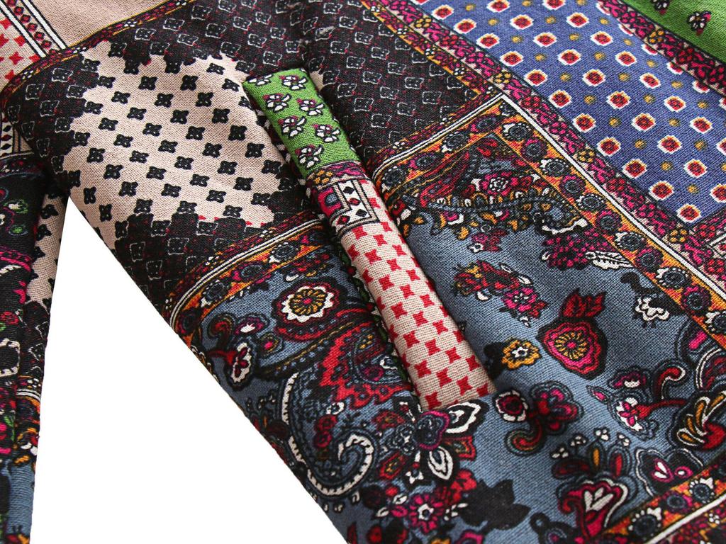 Płaszcz bawełniany z kapturem w stylu etnicznym Jesień/Zima 2023 - Moda europejska i amerykańska, luźny krój, mieszanka bawełny i lnu z aksamitną podszewką dla kobiet