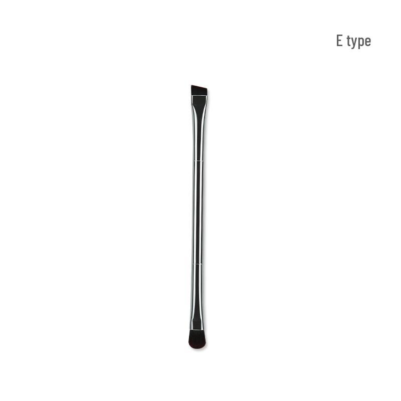 

Серебряная двухсторонняя кисть для теней с мягкой щетиной для макияжа глаз, консилера, подводки и бровей. Портативный инструмент для красоты.