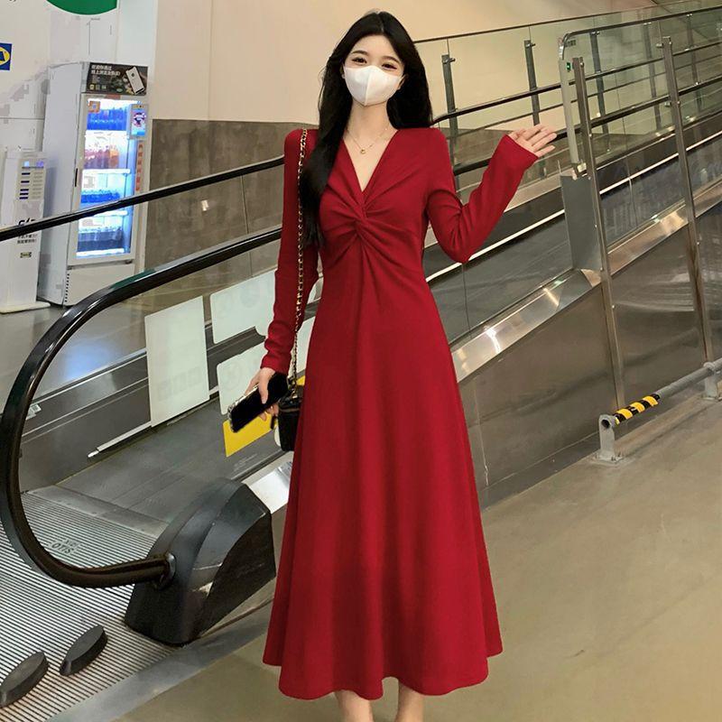 Black long-sleeved dress for women's early autumn large size thin high-end temperament with coat backing dress