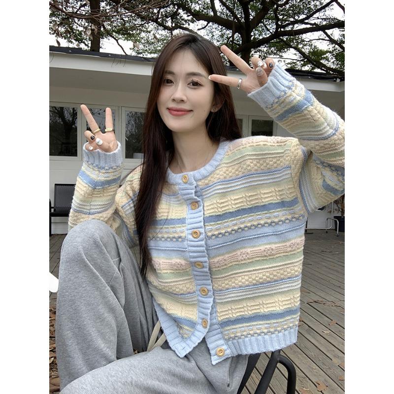 

Early Spring and Autumn New Knitted Cardigan Loose Striped Outerwear Versatile Sweater Thin Jacket Ladies one size fits all