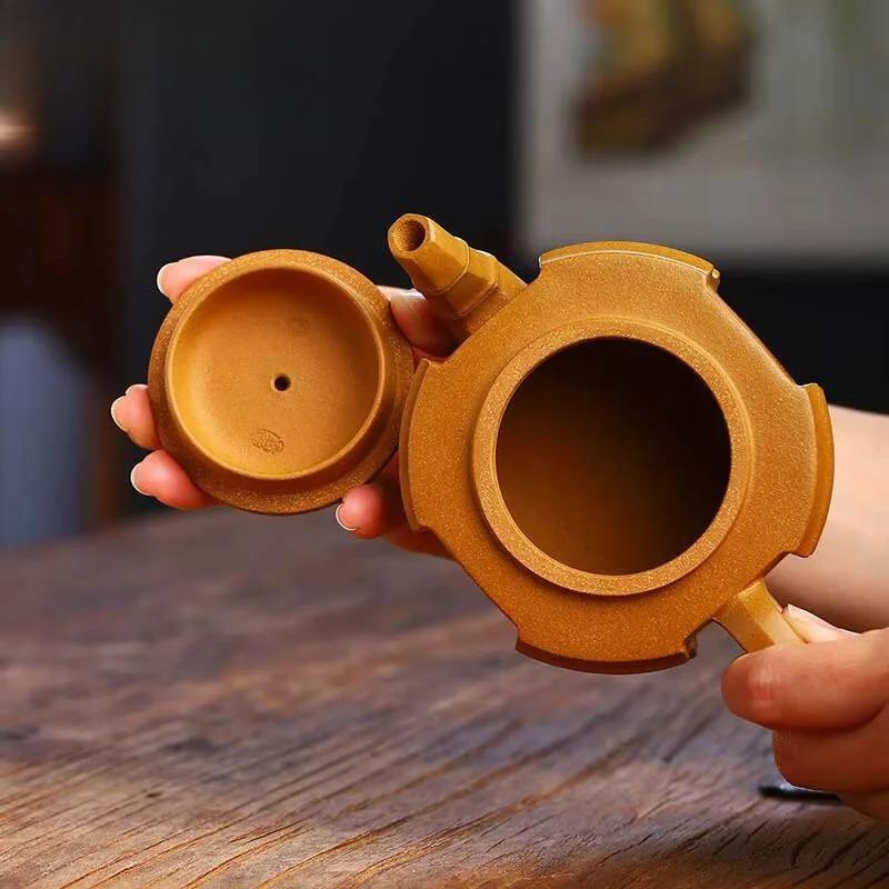 260ml Chinese Yixing Raw Ore Old Golden Section Mud Zisha Teapot Handmade Household Filter Pot Tea Ceremony Drinkware Customized