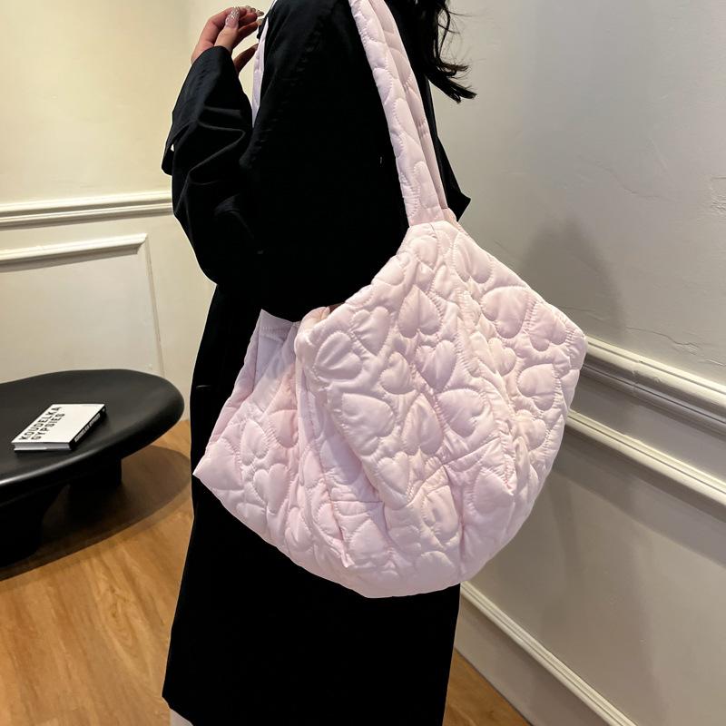 Down bag women's 2025 new product large-capacity commuter bag shoulder bag zipper fitness bag casual versatile