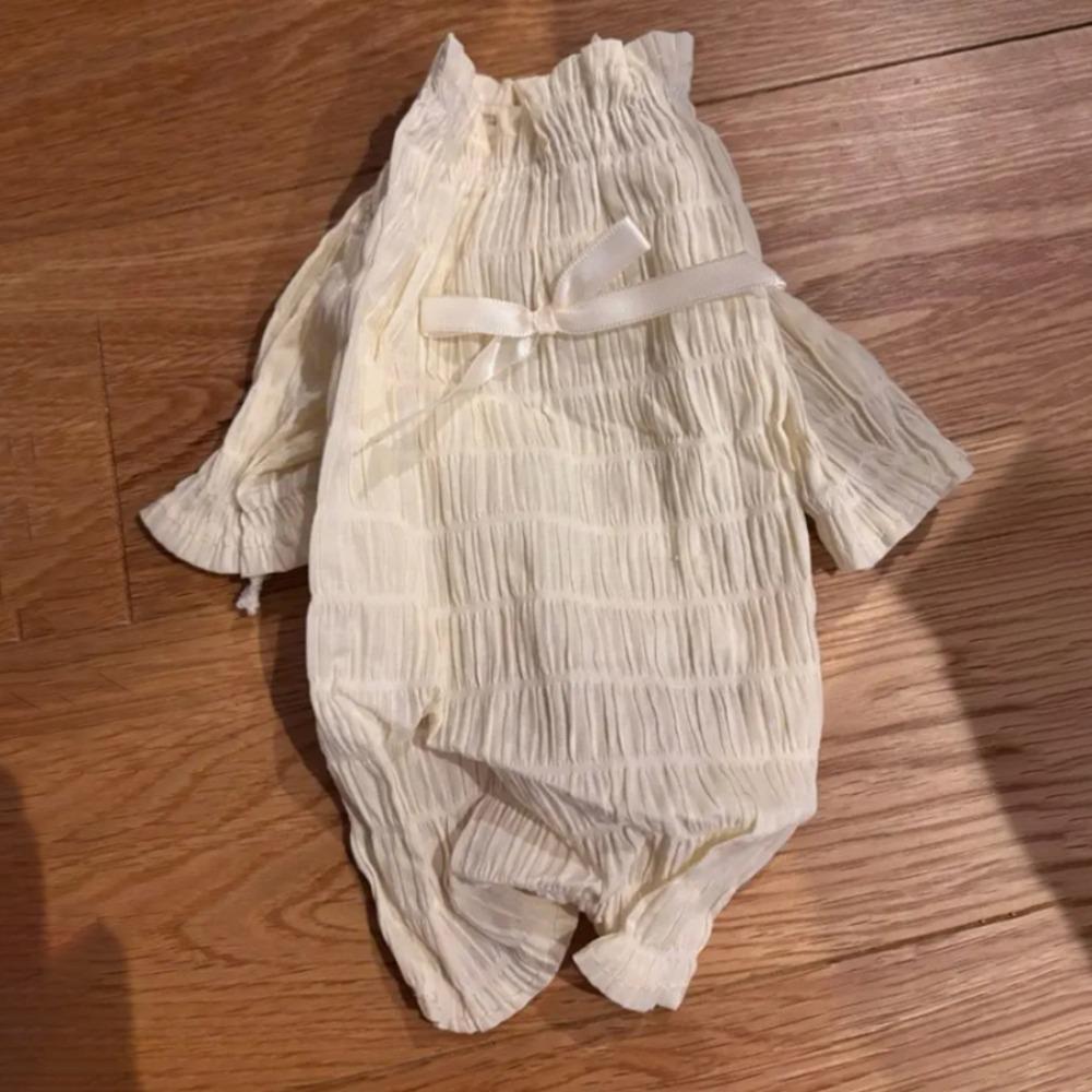 Retro Pet Plaid Strap Skirt Soft Breathable Cat Plaid Pleated Shirt Thin Design Flying Sleeve Pet Clothes Four Season