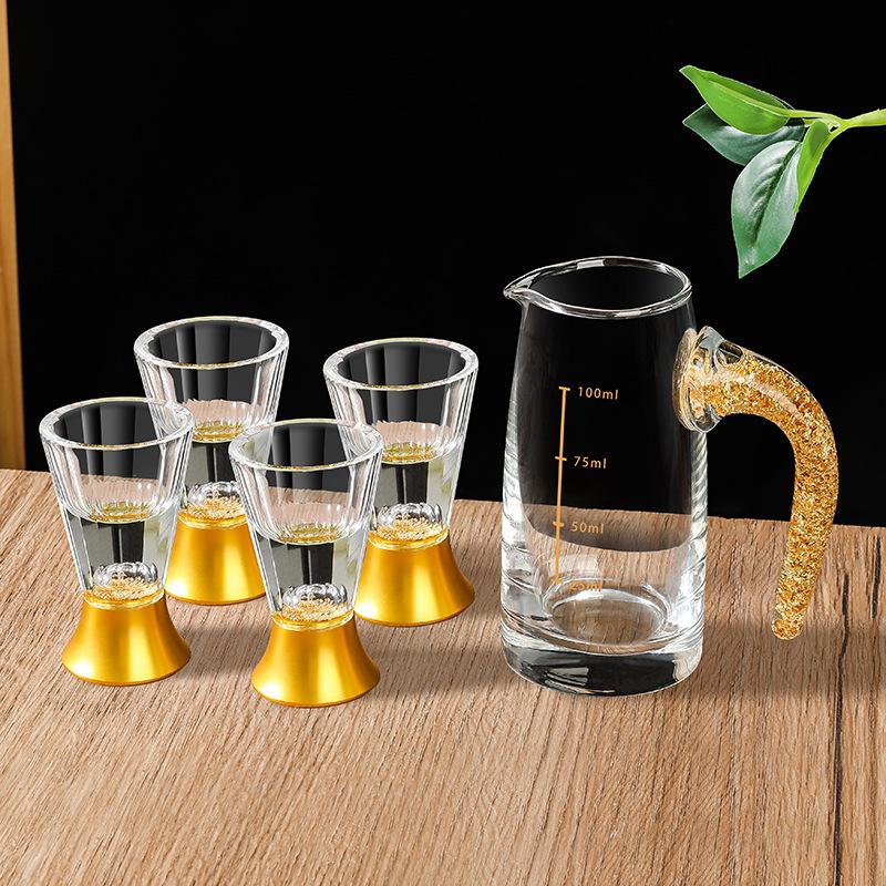 Household light luxury Baijiu cup gold foil wine dispenser spirit cup gift box set crystal cup shelf wholesale