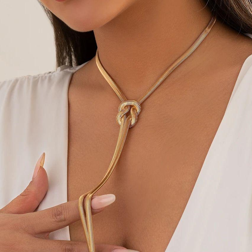 Einzigartige Verstellbare Gedrehte Klobige Schlangen Lange Kettenhalskette für Frauen Sexy Vintage Geknotete Gliederkette Grunge Brustschmuck Neu KTJ