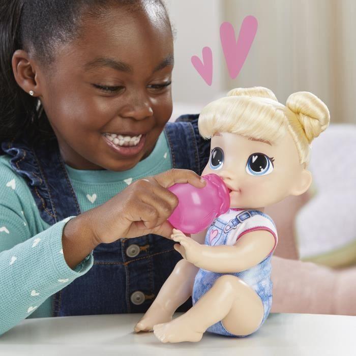 Baby Alive, Harper Hugs Marche à 4 pattes, poupée électronique de 27 cm marchant à 4 pattes, cheveux blonds, à partir de 3 ans