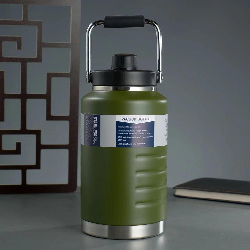 Large Capacity Portable Fitness Water Bottle with Handle and Stainless Steel Straw