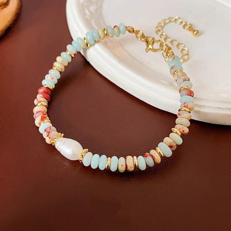 Handmade Handwoven Natural Stone Beaded Chain Necklace Featuring Pearls Pendant for Women's Fashion Jewelry Pieces