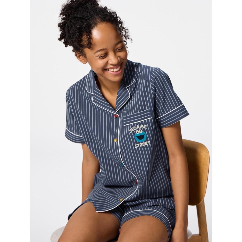 

GU by Uniqlo Хлопковая пижама с короткими рукавами и шортами Улица Сезам 69 NAVY/XS