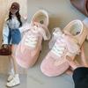 Damenschuhe – Sportschuhe