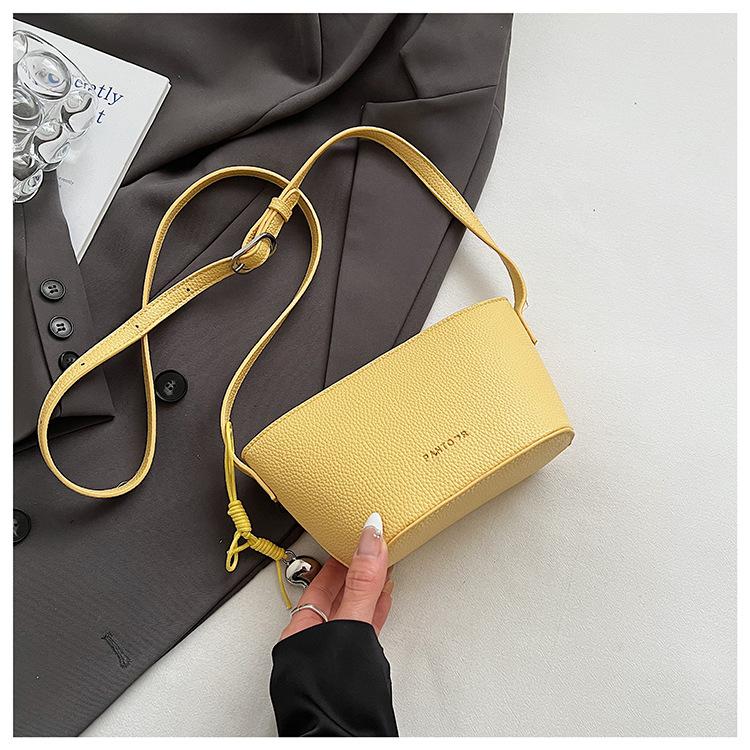 Premium sense ingot small bag fashion women's bag summer new versatile commuter trend shoulder messenger bag
