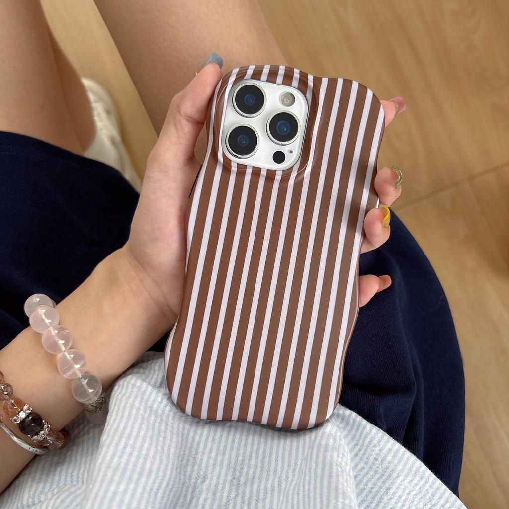 Faliste Krawędzie Paski 2 w 1 TPU+PC Odporne na Wstrząsy Etui na Telefon dla iPhone 13 14 15 16 17 Pro Max Jesienny Brązowy Kolor Matowa Osłona