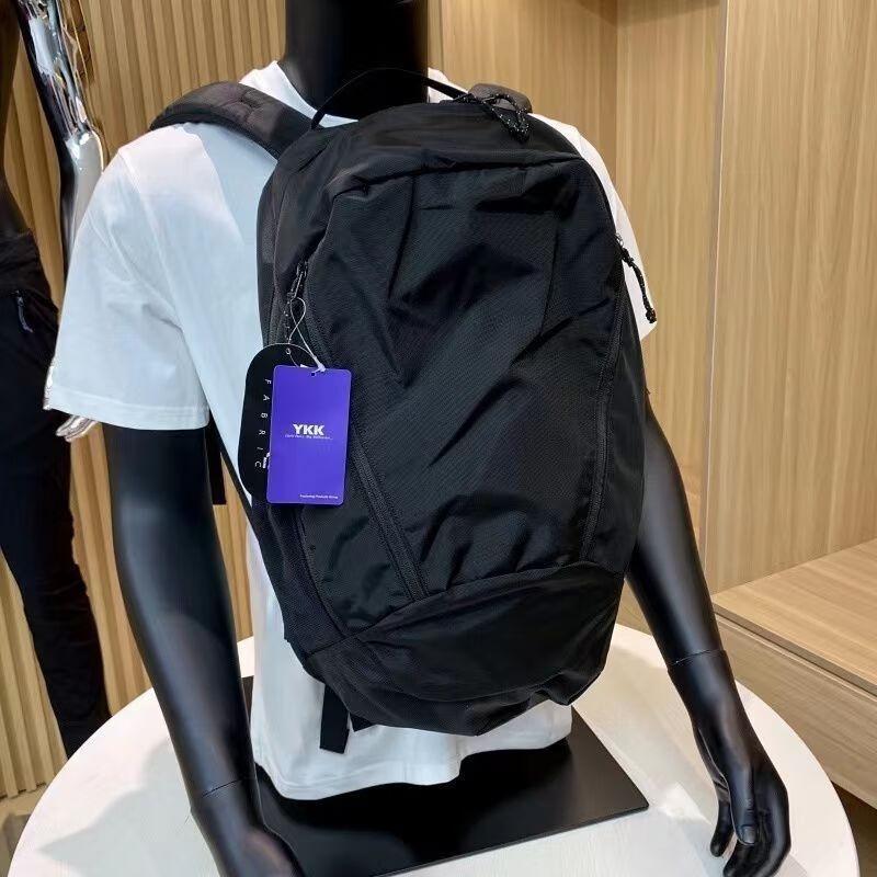 

Li Shen Unisex Large Capacity Waterproof Outdoor Backpack