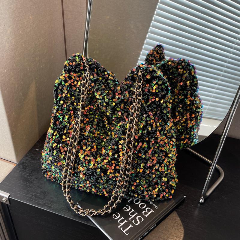 2024 New Spring Glittery Underarm Bag Single Shoulder Bag Stylish Bag Large Capacity Chain Crossbody Bag Urban Chic Black