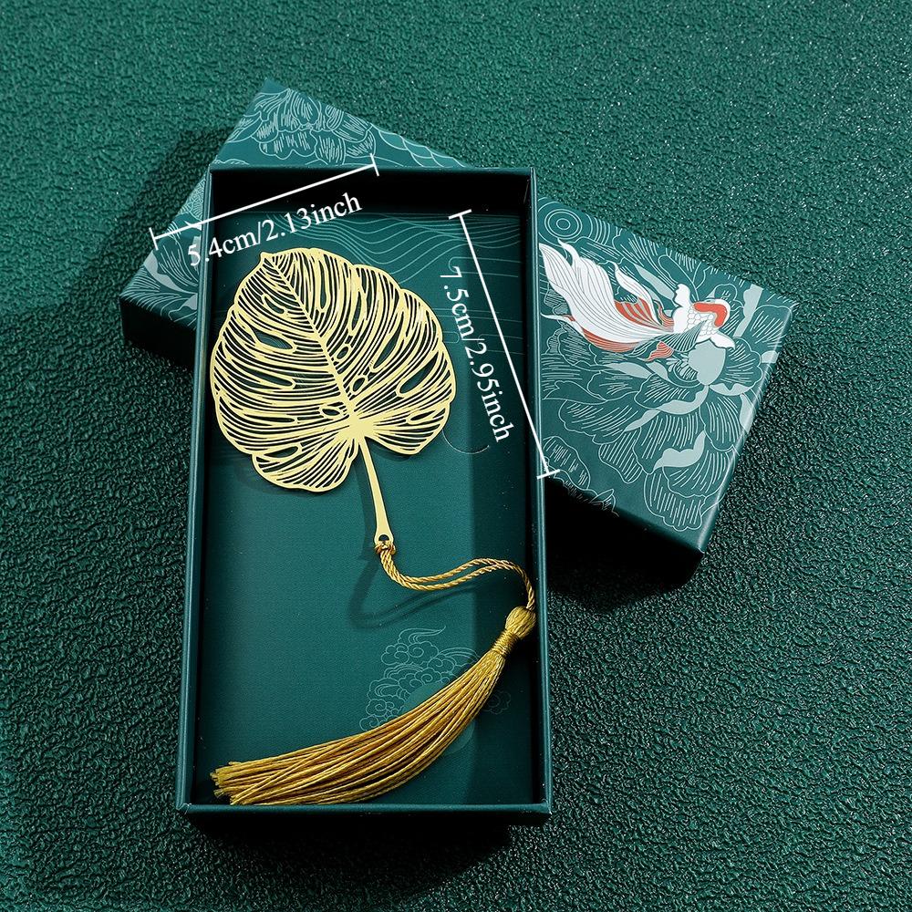 

Металлическая закладка в виде листа растения с прожилками, с классическим полым узором в античном стиле, для подарка людям