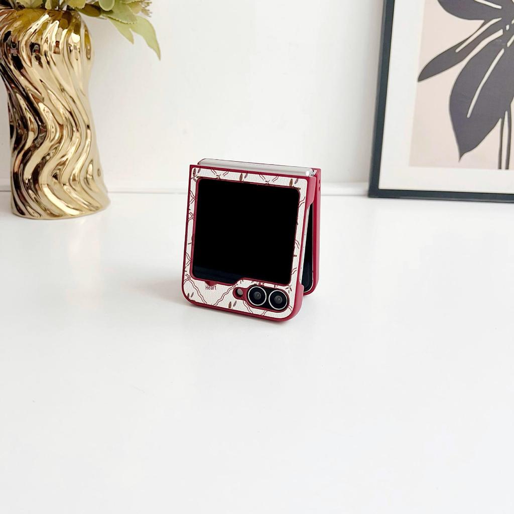 Samsung Z Flip7/6/5/4 Lucky Flower Drop-Proof Phone Case