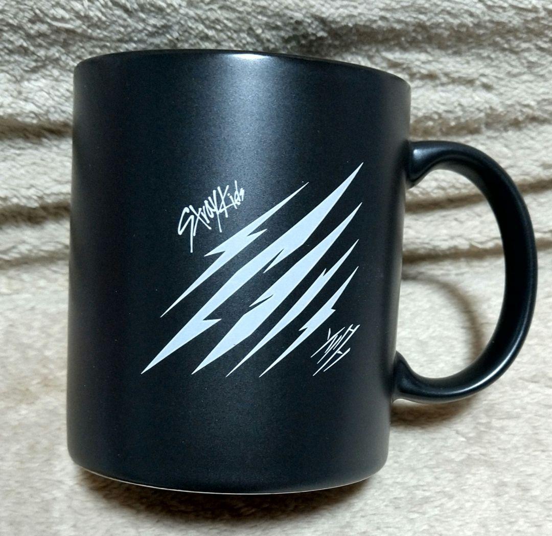 

[Б/У] Кружка StrayKids Sukiyaki (Сорикун)