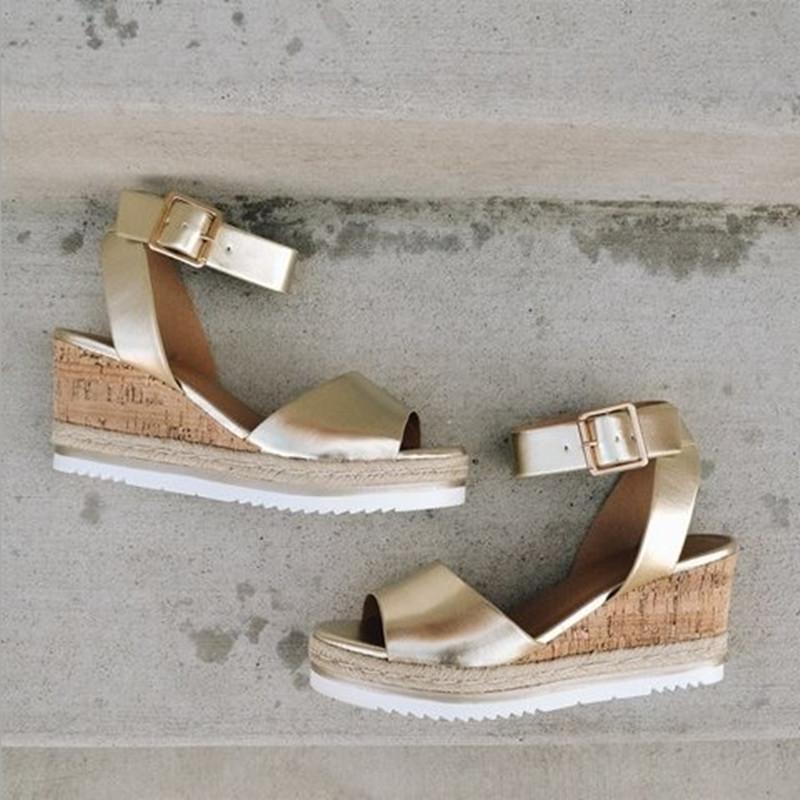 

2025 summer casual new Korean version of muffin fish mouth shoes high heel wedge sandals waterproof table sandals trend 43 золотий