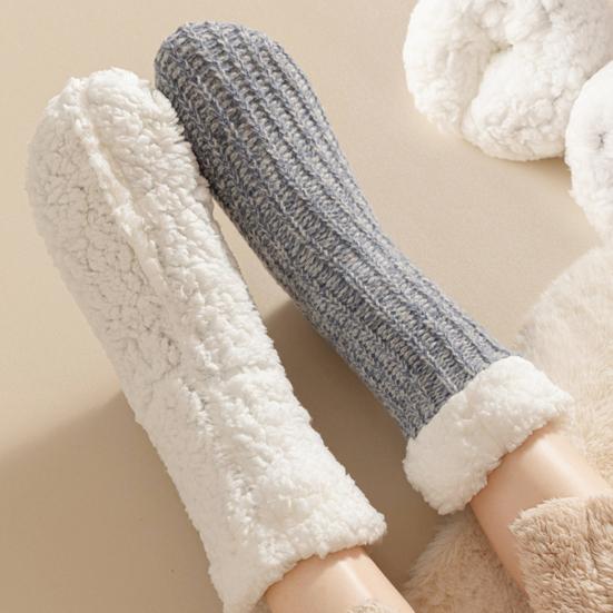 Fleecegefütterte Crew-Socken Warme Hausschuhe mit rutschfesten Noppen Damen Verdickte Flauschige Wintersocken zum Entspannen zu Hause Schlafen