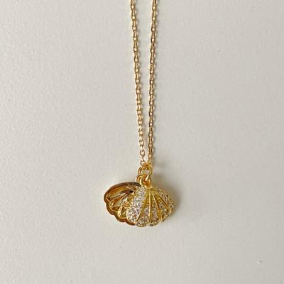 ELYONA ELA 23 Mini Shell Necklace
