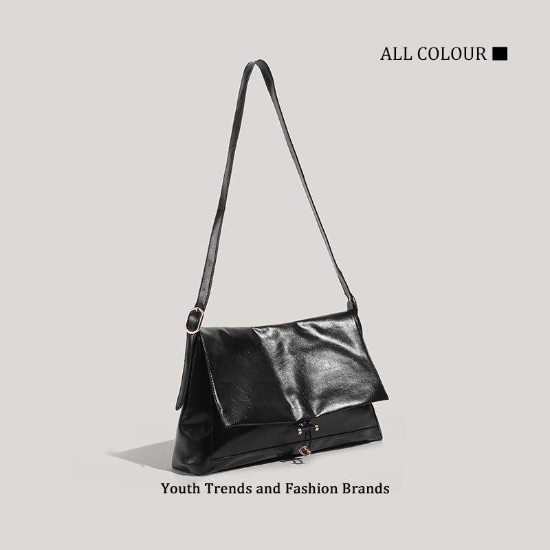 The new high-end soft leather texture underarm commuter bag of the same bag, large-capacity shoulder bag.