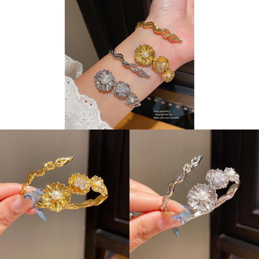 Retro Plant Flower Zircon Pearl Cuff Bracelet With Luxurious Finish For Ladies