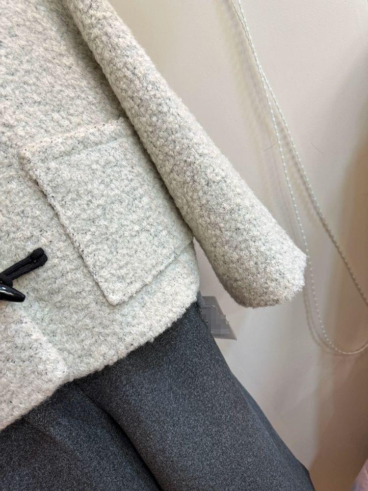 Korean Style Quilted Woolen Hooded Coat with Horn Buttons - Versatile Winter Wear