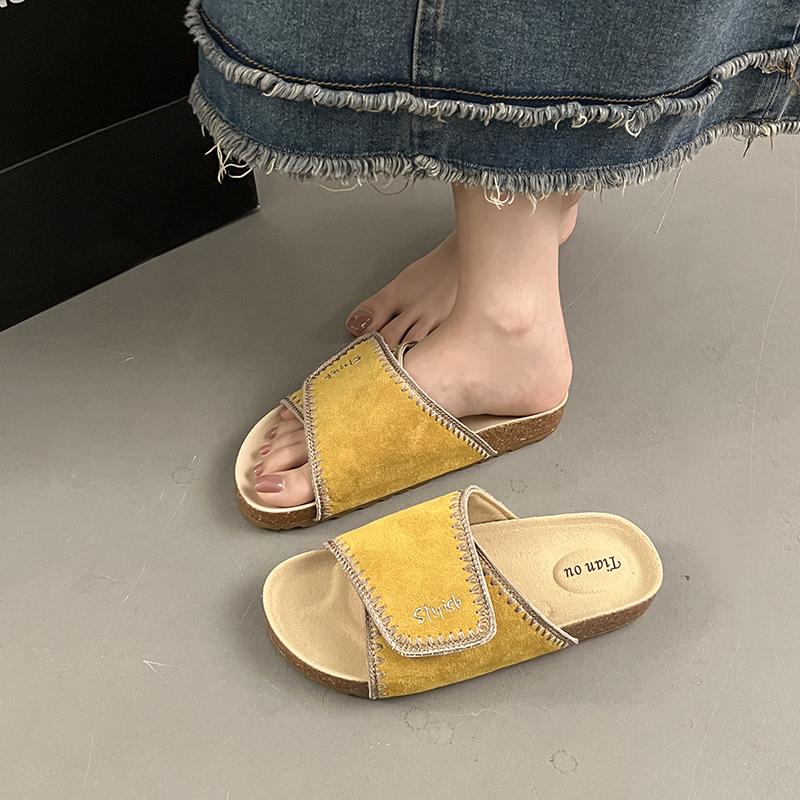 

Модная женская обувь 2025 Горячая распродажа Базовые женские тапочки Модные повседневные летние шлепанцы с открытым носком Лаконичные Легкие Бестселлер Плоские тапочки 40 жёлтый