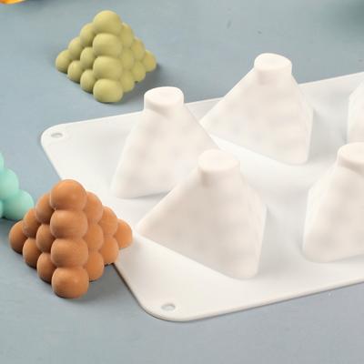 Stampo in Silicone Piramide Multicavità a 4 Strati Cubo Magico Triangolare Torta Gelatina Ghiaccio Strumento da Forno Candela Sapone Decorazione Casa