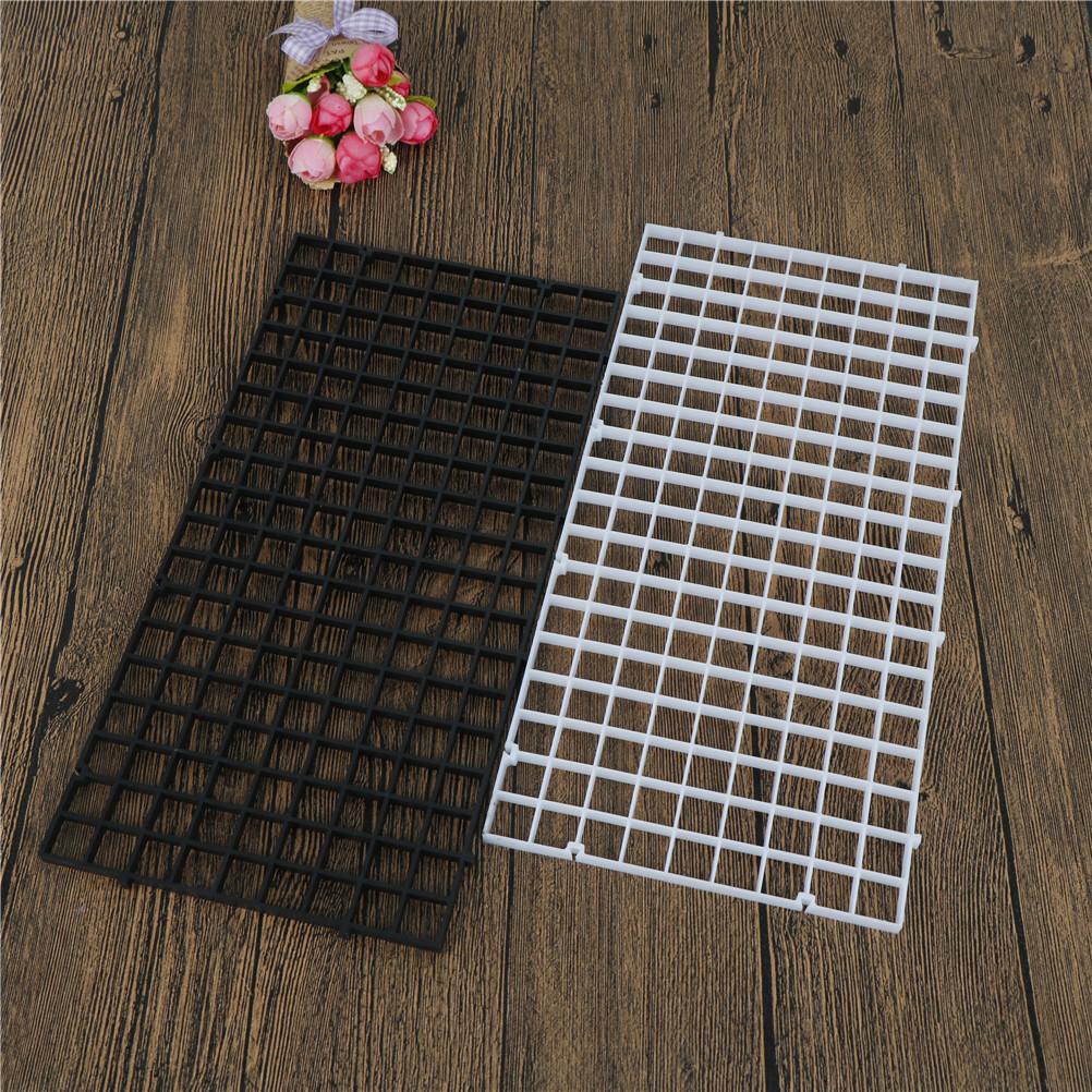 Durable Plastic Fish Grid Divider Holder Fish Tank Tray Egg Crate Aquarium Tank Filter Bottom Isolate Pane 29.6cm X 14.8cm New