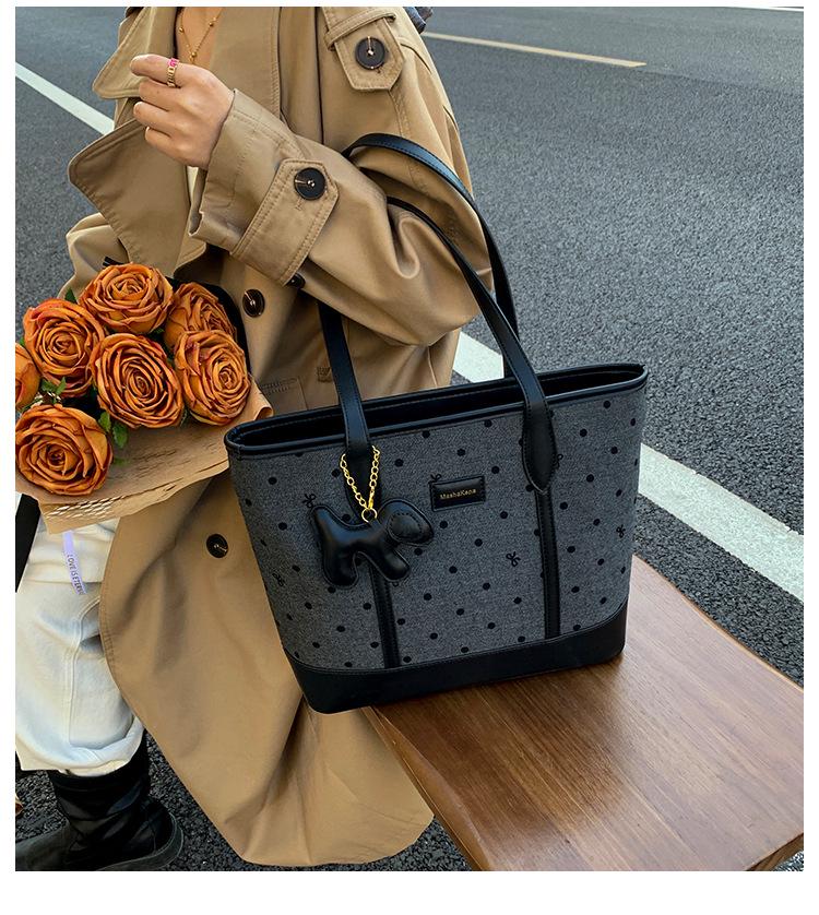 2025 Retro Women's Large-Capacity Tote & Crossbody Bag for College Students