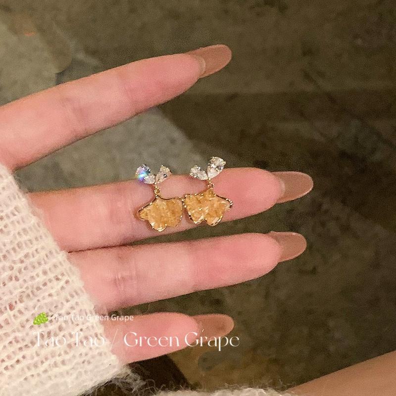 

Simple Style Cute Leaves Stud Earrings For Women Fashion Party Zircon Accessories