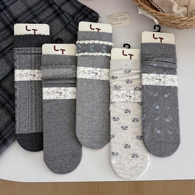 Sock Children: Short Stockings, Cute and Fresh Ones, Pile Socks, Floral Patterns, Versatile and Soft Girls' Cotton Socks, School-style Socks