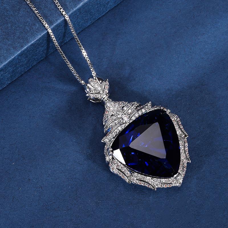 Jewelry Style Retro Simulation Sapphire Fat Triangle Luxury Inlaid Temperament Pendant Necklace