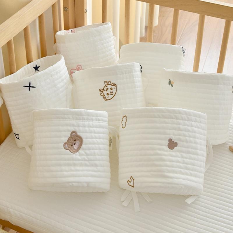 Baby Cot Hanging Storage Bag Bedside Hanging Storage Pocket Cotton Bag for Organizing Diapers & Toy Beside this crib
