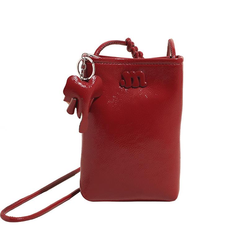 

Модные новинки, маленькая, свежая и простая, сумка для телефона цвета дофамина, нишевый дизайн, высококачественная универсальная сумка-мессенджер для работы красный