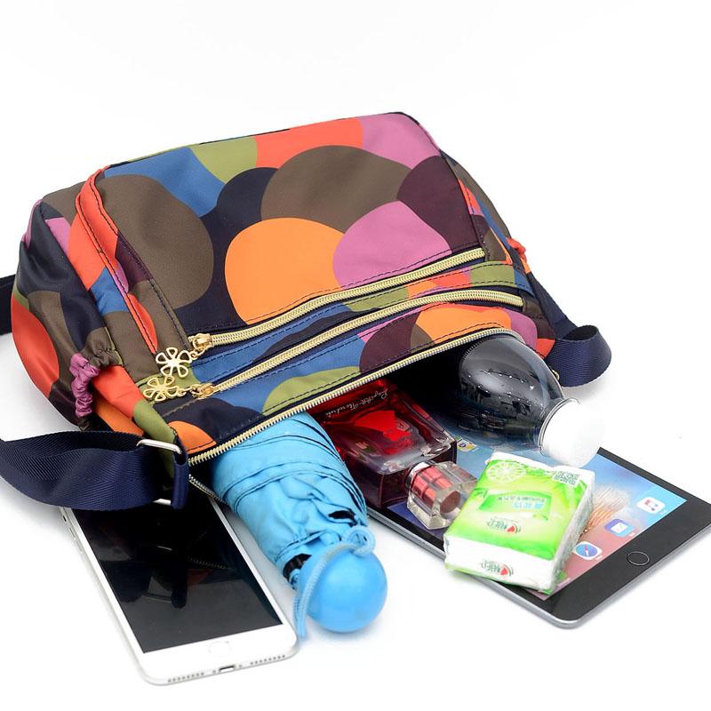 Feminine Nylon Shoulder Bag Multi-Pocket Durable Lightweight Crossbody Feminine Messenger High Quality Fashion