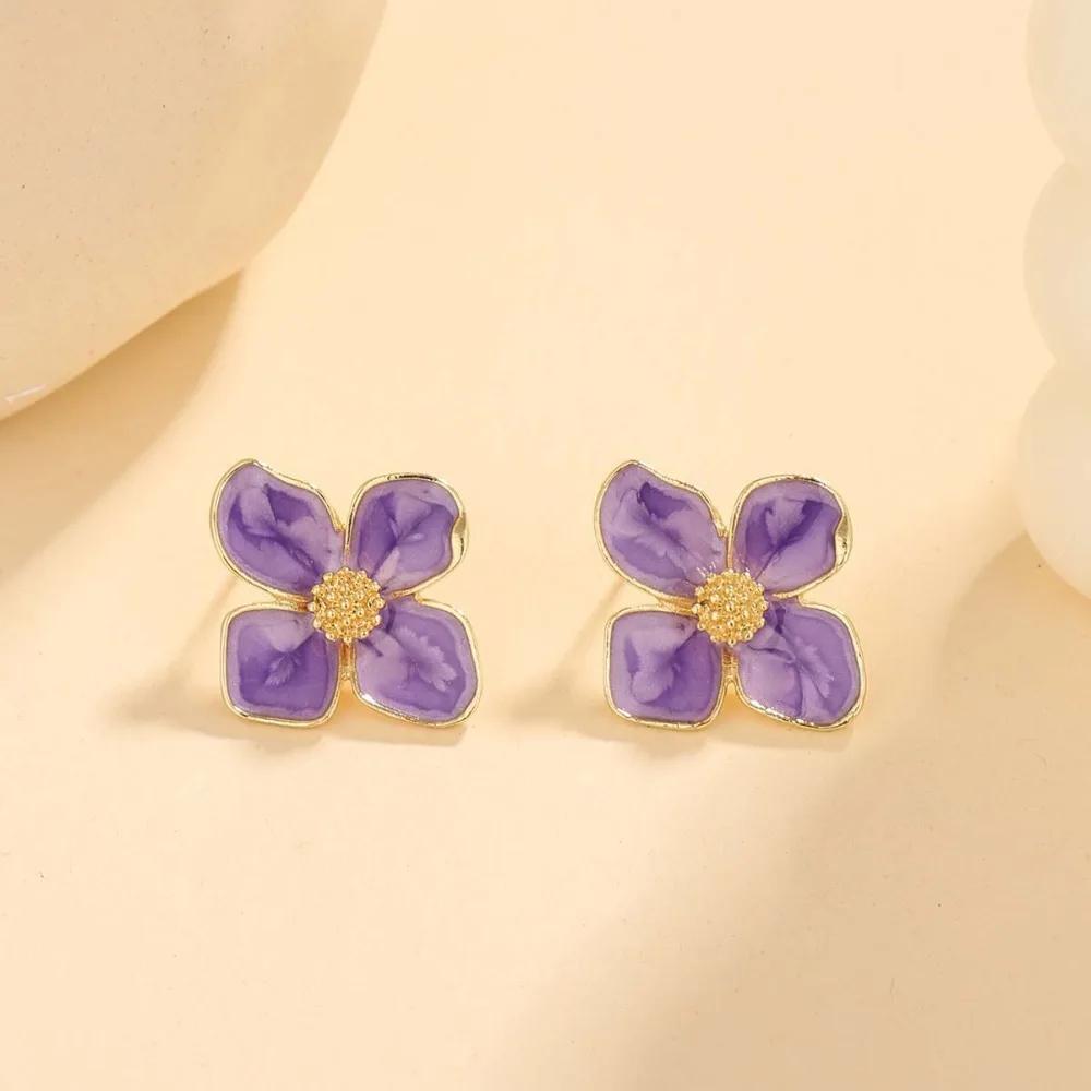 American Style Metal Flower Drops Oil Earrings European Personality Fashion Stud Earrings Ms Girl