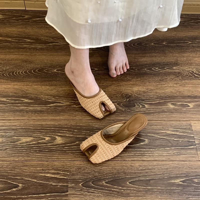Summer New Woven Baotou Slippers Women's Fashion Square Toe Shallow Mouth Open Toe Non-slip Special Heel Sandals