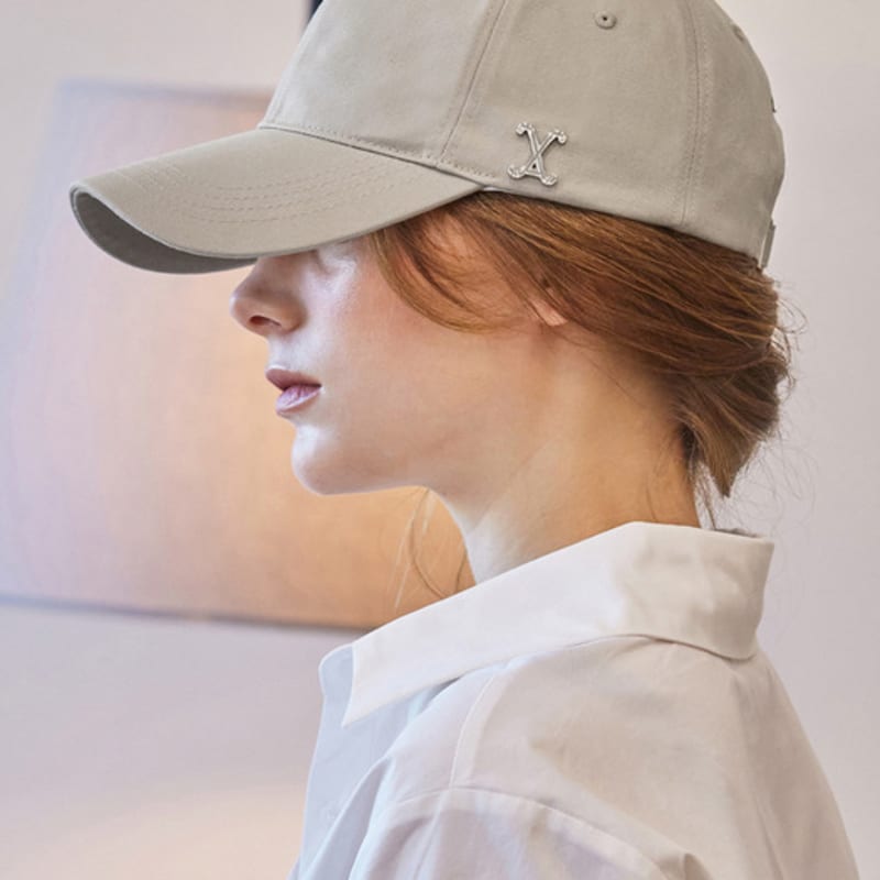 

VARZAR VA Curved Stud Ball Cap Beige FREE