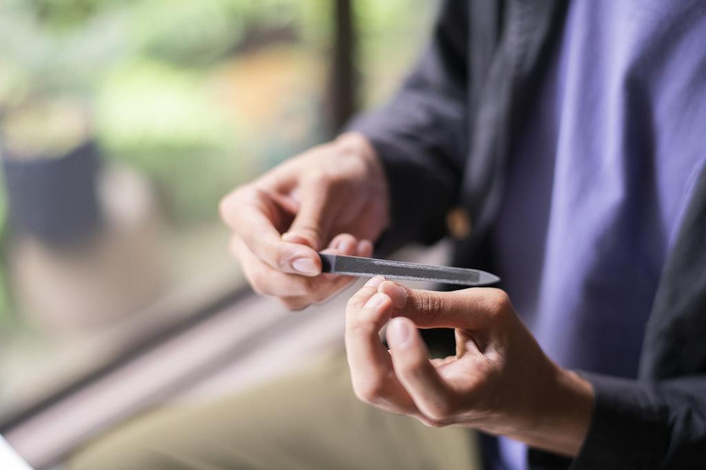 YOSHIDA YASURI Nail File Silver 140 Blister