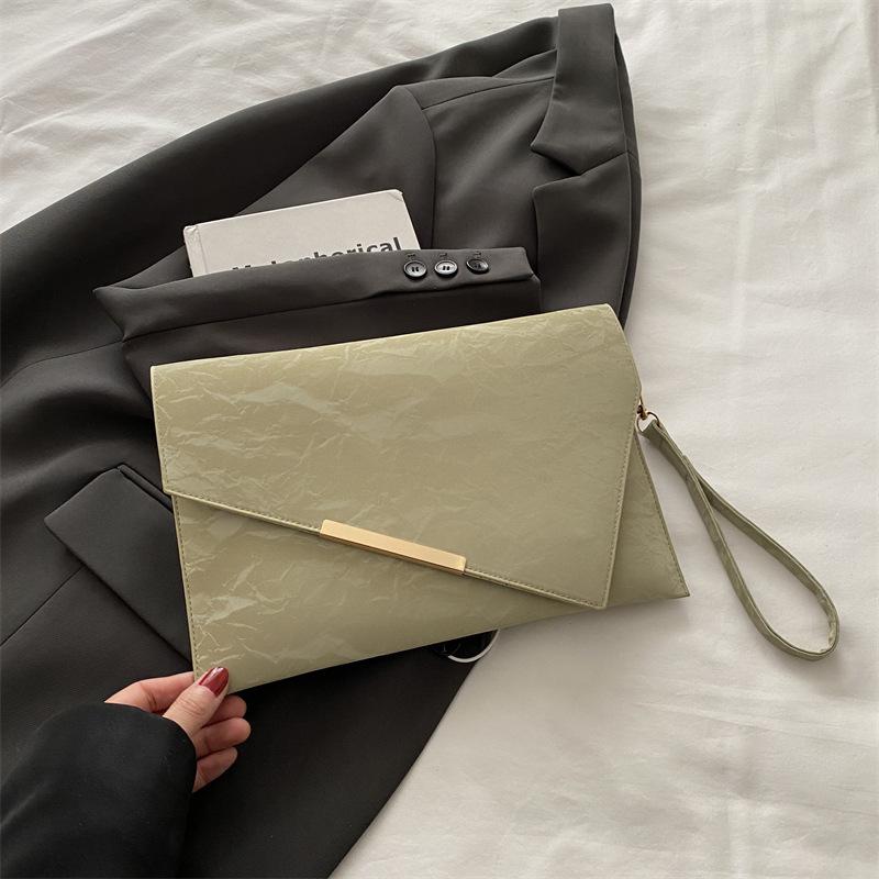 Niche design high-quality bag women's 2025 versatile foreign style diagonal iron clutch bag fashion envelope bag small square bag