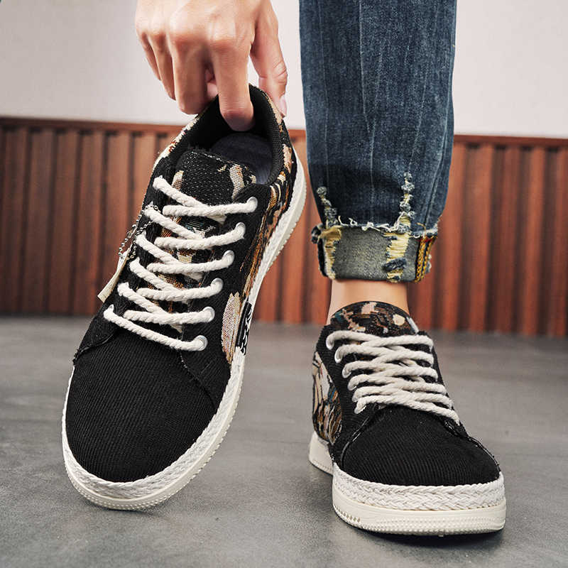 Fashion Light Slip-ons Shoes 35 Casual High Quality Women's Sneakers Trend Sports Top Grade Character Tenisky Top Grade