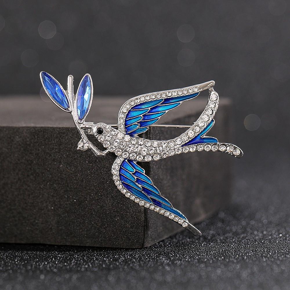 High-End Pearl & Rhinestone Butterfly Brooch for Women's Fashion Suits and Scarves