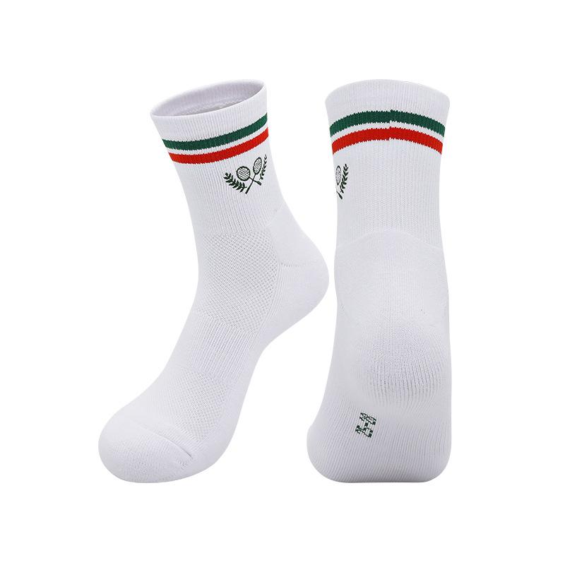 

2026 Summer Professional Badminton Socks Youth Anti-Slip Mid-Leg Sports Socks Basketball Running Cotton Sweat-Absorbing Training Socks L size (39-44 shoe size)