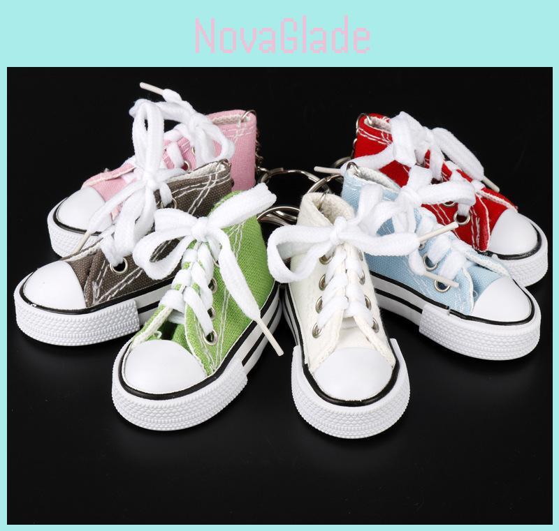Canvas-Schuh Schlüsselanhänger Schlüsselanhänger mit Metallmaterial für Unisex Schlüsselorganisator und Geschenk