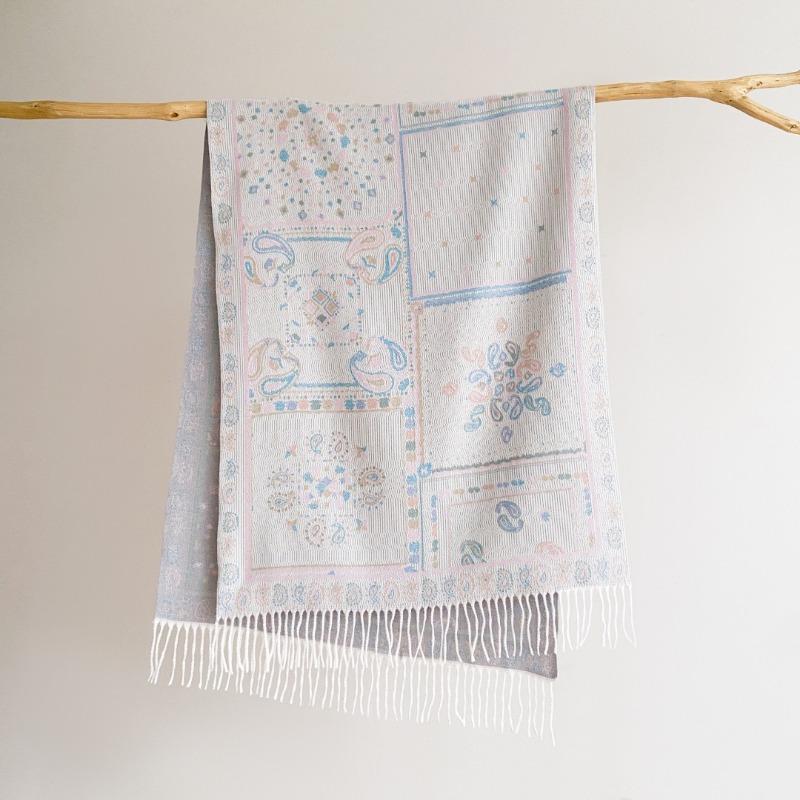 

Shawl, retro cloak, cape, prairie swim, wear it with jacquard cashew flower scarf 180x65cm